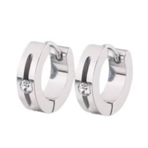 Mark-Up Lone Stone Huggies Earring