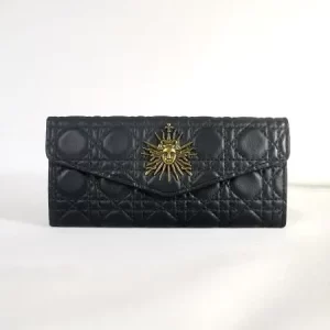Quilted Royal Emblem Leather Wallet - Black